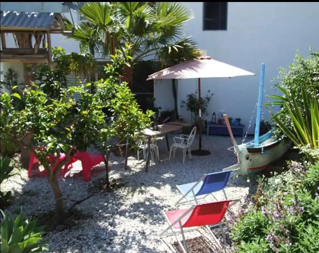 Todimer Casa Mexicana Salobreña 0*,